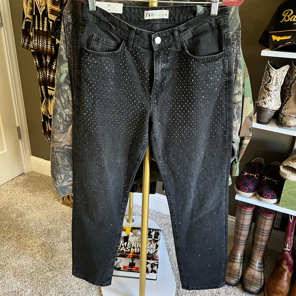 Zara - The Slim with Rhinestones in Black